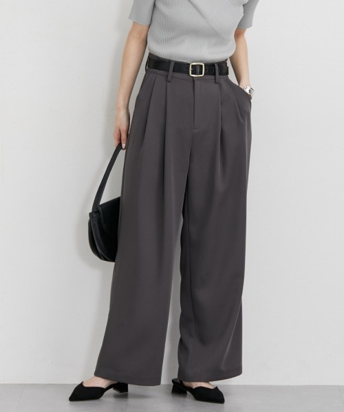 nissen（ニッセン）の「フロントタック入ワイドパンツ（スラックス・レディース・グリーン/ブラウン/ブラック/グレイッシュベージュ/チャコールグレー・S/M/L/LL）」の2枚目の写真