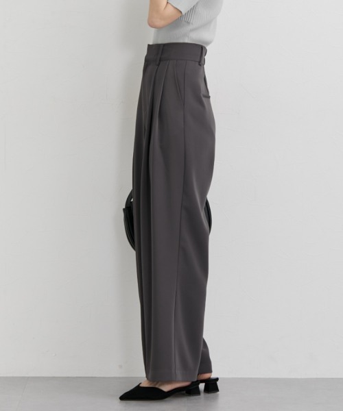 nissen（ニッセン）の「フロントタック入ワイドパンツ（スラックス・レディース・グリーン/ブラウン/ブラック/グレイッシュベージュ/チャコールグレー・S/M/L/LL）」の11枚目の写真