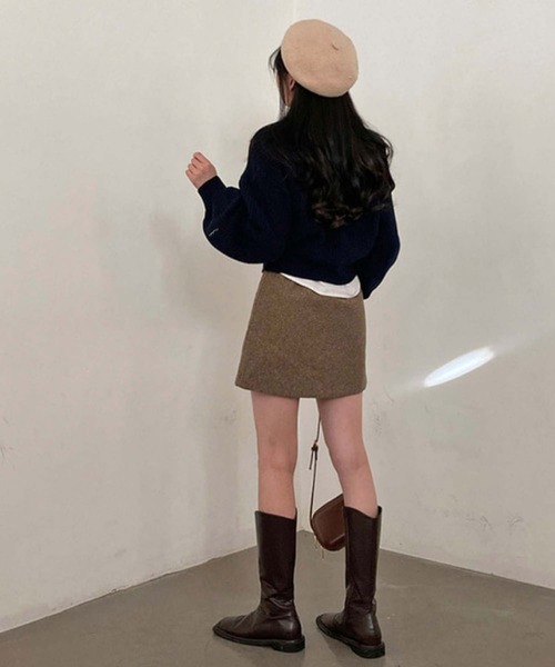 Girly Doll(ガーリードール)の「ボリュームスリーブVネックニット(ニット/セーター・レディース・ピンク/レッド/ベージュ/ネイビー/グレー/ブルー・FREE)」の17枚目の写真