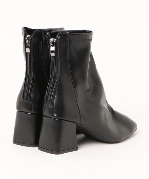 STYLEBLOCK（スタイルブロック）の「チャンキーヒールショートブーツ（ブーツ・レディース・ベージュ/ブラック/カーキ・35/36/37/38/39/40）」の4枚目の写真