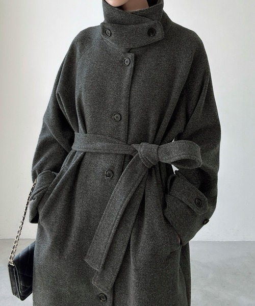 Meiru(メイル)の「ルーズステンカラーコート(ステンカラーコート・レディース・ブラウン/ブラック/チャコール・X-LARGE/LARGE/MEDIUM/SMALL)」の5枚目の写真