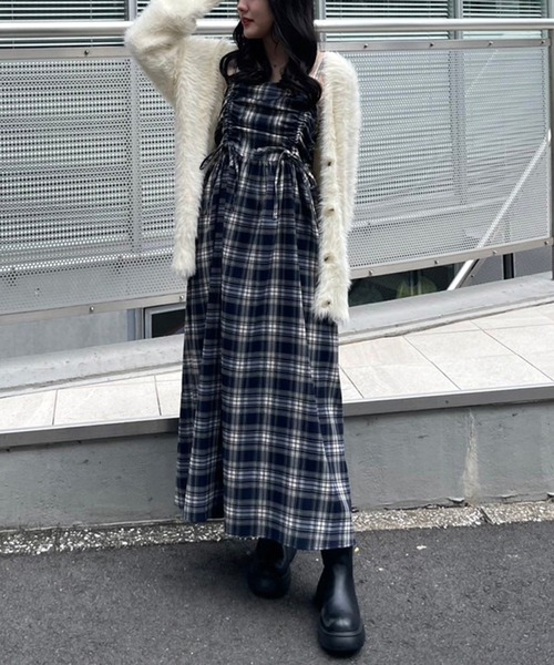 continuer de NICE CLAUP(コンティニューデナイスクラップ)の「ドロストリボンキャミジャンスカ(ワンピース・レディース・ブラウン/ブラウン系/ブルー系・FREE)」の20枚目の写真
