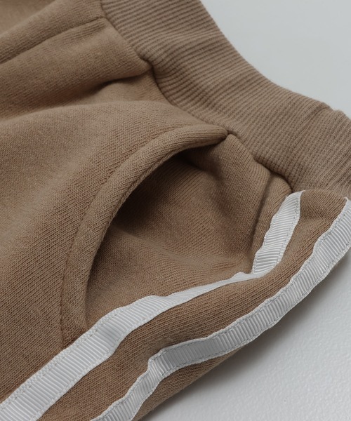 chil2(チルツー)の「裏起毛 脇ラインジョガーパンツ(スウェットパンツ・キッズ・杢グレー/ブラック/カーキ/ベージュ/ネイビー・90cm/100cm/110cm/120cm/130cm/140cm/150cm)」の12枚目の写真