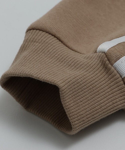 chil2(チルツー)の「裏起毛 脇ラインジョガーパンツ(スウェットパンツ・キッズ・杢グレー/ブラック/カーキ/ベージュ/ネイビー・90cm/100cm/110cm/120cm/130cm/140cm/150cm)」の14枚目の写真