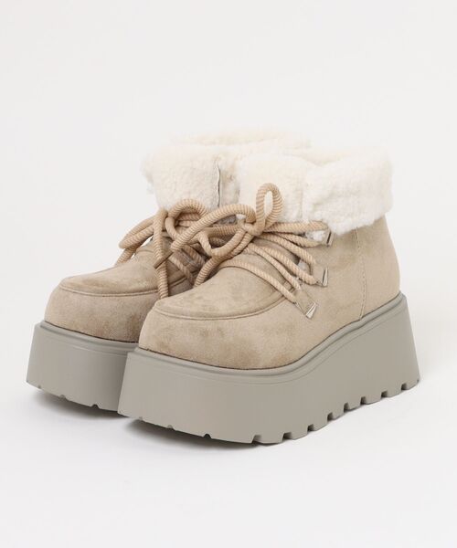 AsRiRe（アスリレイ）の「web限定色追加/厚底シュートムートンブーツ（ブーツ・レディース・ブラウン/ベージュ/ホワイト/ブラック/レッド/オートミール・S/M/L/XS）」の5枚目の写真