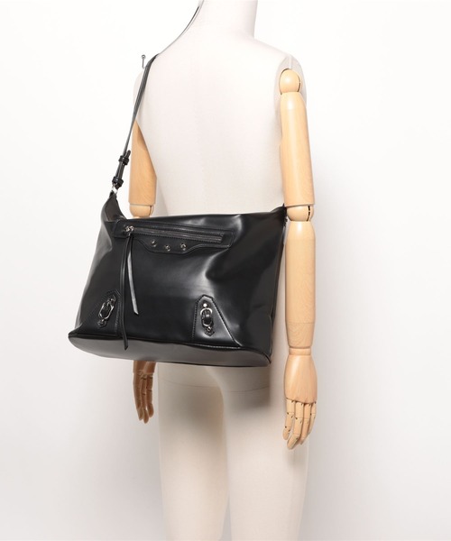 SVEC（シュベック）の「バックル ファスナー ショルダーバッグ（ショルダーバッグ・レディース・ブラック・FREE）」の8枚目の写真