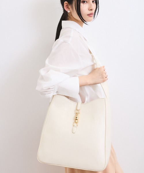 VIS（ビス）の「【A4収納】ホーボーバッグ（トートバッグ・レディース・キナリ/キャメル/ブラック・FREE）」の18枚目の写真