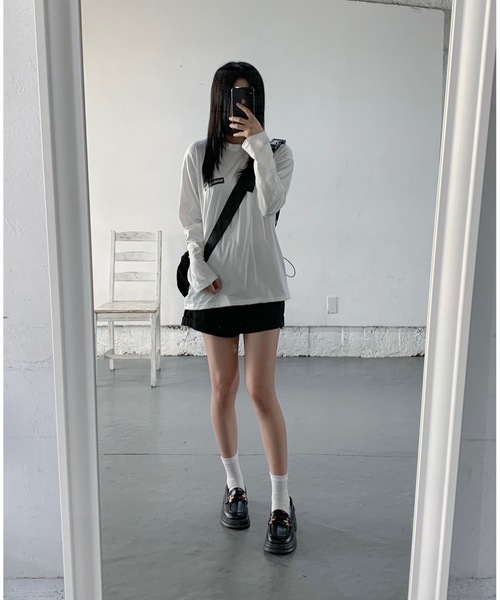 SHEPP(シープ)の「ビッグシルエットワンポイントロンT ユニセックス(Tシャツ/カットソー・レディース・ワイン/ブラック/ホワイト・M/L)」の9枚目の写真