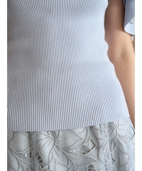 SNIDEL(スナイデル)の「プリーツフリルニットプルオーバー(ニット/セーター・レディース・サックスブルー/ブラック/アイボリー/ベージュ・FREE)」の9枚目の写真