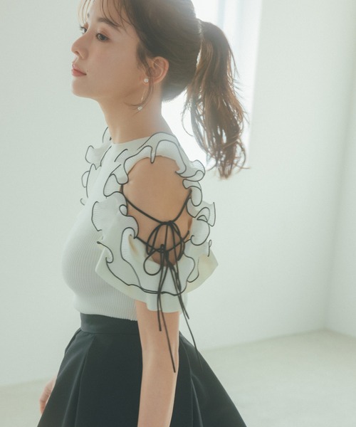 SNIDEL プリーツフリルニットプルオーバー ベージュ プリーツフリルニットプルオーバー(ニット)｜トップス｜SNIDEL