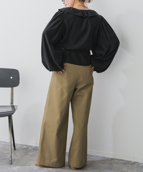 Spick & Span（スピックアンドスパン）の「Higuchi*Sカシュクールフリルブラウス（シャツ/ブラウス・レディース・アイボリー/ブラック・FREE）」の10枚目の写真