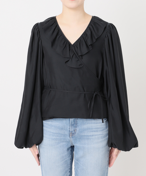Spick & Span（スピックアンドスパン）の「Higuchi*Sカシュクールフリルブラウス（シャツ/ブラウス・レディース・アイボリー/ブラック・FREE）」の17枚目の写真