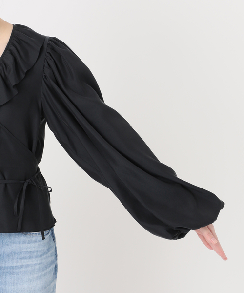 Spick & Span（スピックアンドスパン）の「Higuchi*Sカシュクールフリルブラウス（シャツ/ブラウス・レディース・アイボリー/ブラック・FREE）」の22枚目の写真