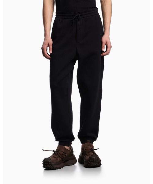 EMPORIO ARMANI（エンポリオアルマーニ）の「【エンポリオ アルマーニ】ドローストリング ジョガーパンツ ダブルジャージー（スウェットパンツ・メンズ・ブラック/グレイッシュベージュ・X-LARGE/X-SMALL/SMALL/MEDIUM/LARGE/XX-LARGE/XX-SMALL）」の2枚目の写真