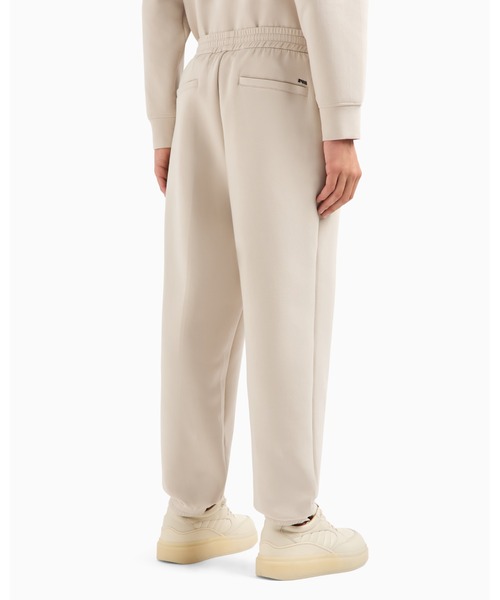 EMPORIO ARMANI（エンポリオアルマーニ）の「【エンポリオ アルマーニ】ドローストリング ジョガーパンツ ダブルジャージー（スウェットパンツ・メンズ・ブラック/グレイッシュベージュ・X-LARGE/X-SMALL/SMALL/MEDIUM/LARGE/XX-LARGE/XX-SMALL）」の3枚目の写真