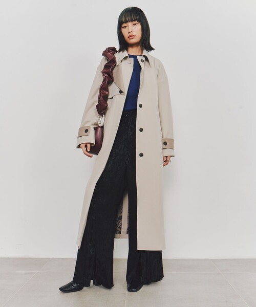 UNITED TOKYO(ユナイテッドトウキョウ)の「【完売間近!】Wマテリアルロングコート|ストレッチ/春服/秋服(トレンチコート・レディース・ブラック/ベージュ/マルチ・1/2)」の17枚目の写真