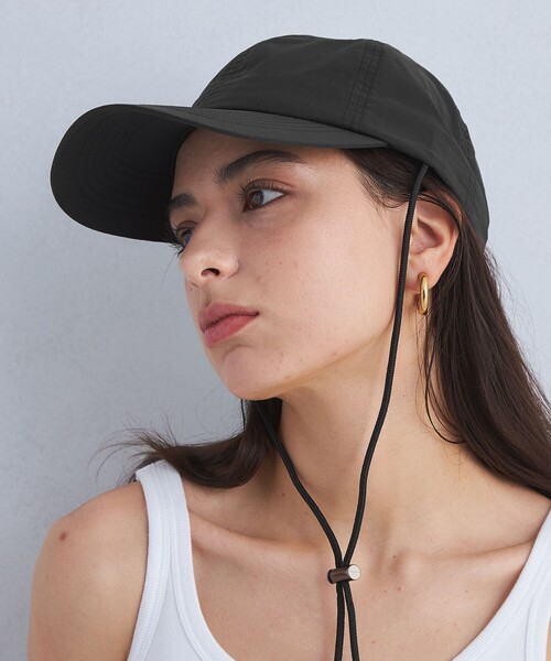green label relaxing(グリーンレーベルリラクシング)の「2WAY コード付き キャップ / CAP - UVカット -(キャップ・レディース・ナチュラル/ブラック/モカ/ダークグレー・FREE)」の6枚目の写真