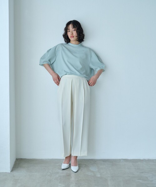 CAST:（キャストコロン）の「【接触冷感/UV効果/着用しわ軽減】バックボタンショートスリーブブラウス（シャツ/ブラウス・レディース・ネイビー/グリーン/ピンク系その他2/ホワイト・S/M）」の11枚目の写真