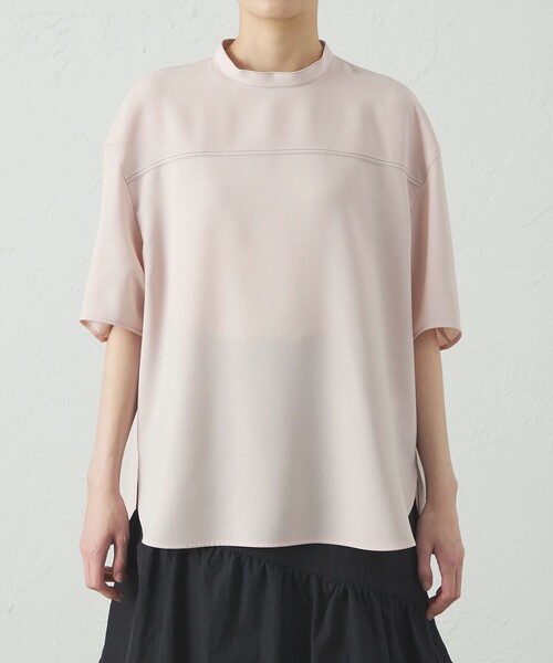 CAST:（キャストコロン）の「【接触冷感/UV効果/着用しわ軽減】バックボタンショートスリーブブラウス（シャツ/ブラウス・レディース・ネイビー/グリーン/ピンク系その他2/ホワイト・S/M）」の17枚目の写真