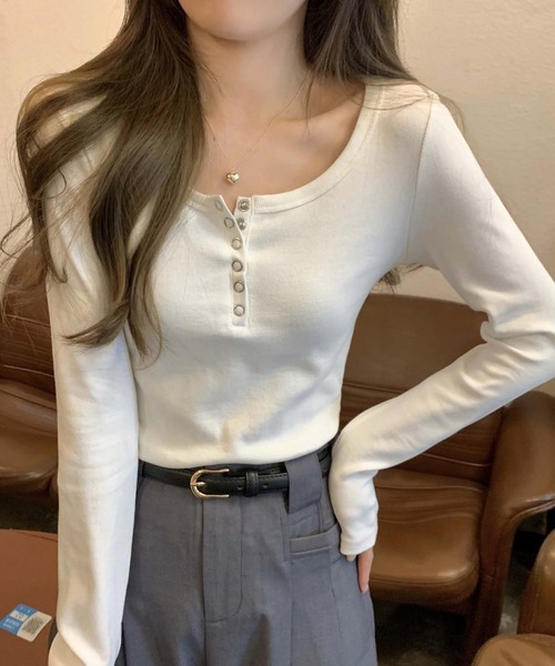 LAFFMO(ラフモ)の「ヘンリーネックリングスナップカットソー(Tシャツ/カットソー・レディース・ホワイト/グレー/ブラック・F)」の7枚目の写真