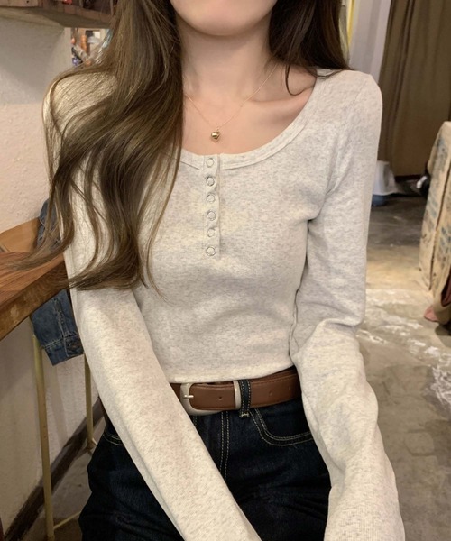 LAFFMO(ラフモ)の「ヘンリーネックリングスナップカットソー(Tシャツ/カットソー・レディース・ホワイト/グレー/ブラック・F)」の16枚目の写真