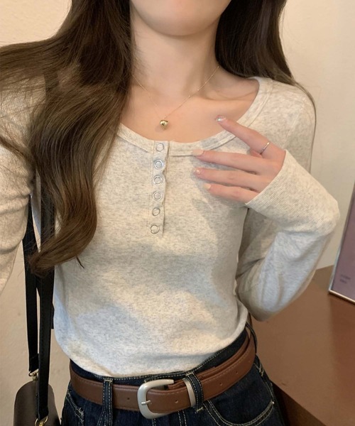 LAFFMO(ラフモ)の「ヘンリーネックリングスナップカットソー(Tシャツ/カットソー・レディース・ホワイト/グレー/ブラック・F)」の18枚目の写真