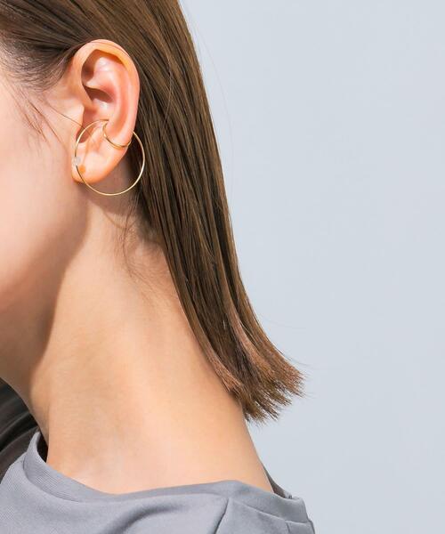 URBAN RESEARCH ROSSO WOMEN（アーバンリサーチ　ロッソ）の「Favorible　W line earcuff（イヤリング・レディース・ホワイト・FREE）」の2枚目の写真