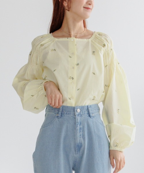 flower（フラワー）の「スターリーフラワーブラウス（シャツ/ブラウス・レディース・イエロー/ブルー・FREE）」の2枚目の写真