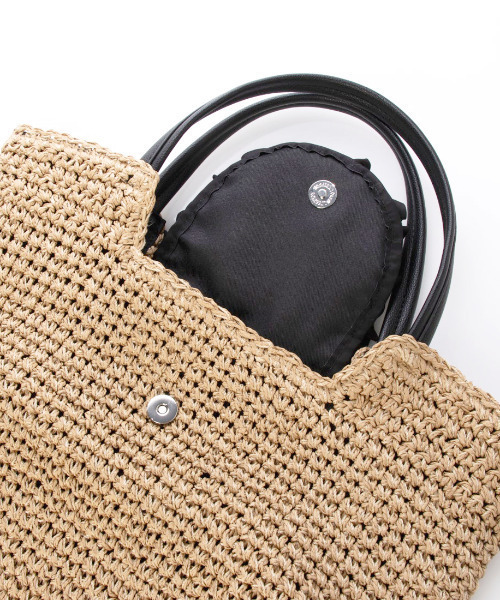 cache cache(カシュ カシュ)の「カシュカシュ cachecache / フリルフラップクロッシェトート(かごバッグ・レディース・ブラック/ブラウン/グリーン・FREE)」の18枚目の写真