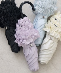 because（ビコーズ）の「because　【遮光率100％】PUヒートカット晴雨兼用折りたたみフリル日傘（折りたたみ傘）」