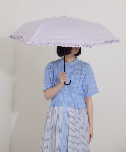 because（ビコーズ）の「because　【遮光率100％】PUヒートカット晴雨兼用折りたたみフリル日傘（折りたたみ傘・レディース・パープル/ブラック/ライトブルー/ホワイト・FREE）」の17枚目の写真