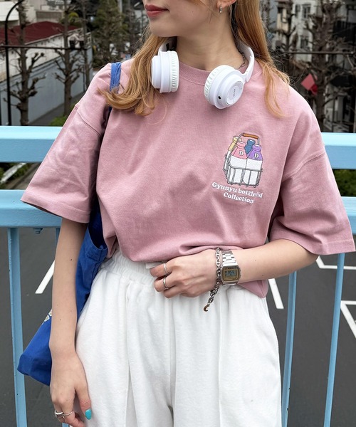 DOUBLE NAME(ダブルネーム)の「Gyunyu bottle lid BACKモチーフTEE(Tシャツ/カットソー・レディース・ピンク/ブラック/オフホワイト・FREE)」の7枚目の写真