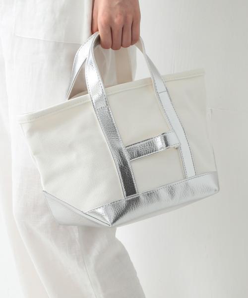 Ray BEAMS（レイビームス）の「Ctrl freak / アウトドア　キャンバス トート S（トートバッグ・レディース・ホワイト/シルバー/レッド・ONE SIZE）」の19枚目の写真