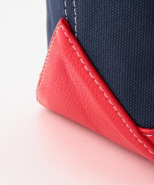 Ray BEAMS（レイビームス）の「Ctrl freak / アウトドア　キャンバス トート S（トートバッグ・レディース・ホワイト/シルバー/レッド・ONE SIZE）」の5枚目の写真