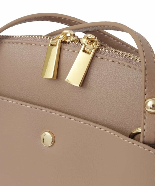 a.v.v（アーヴェヴェ）の「【2WAY】リュック/ショルダーバッグ（ショルダーバッグ・レディース・ベージュ/ブラック/アイボリー・38）」の10枚目の写真