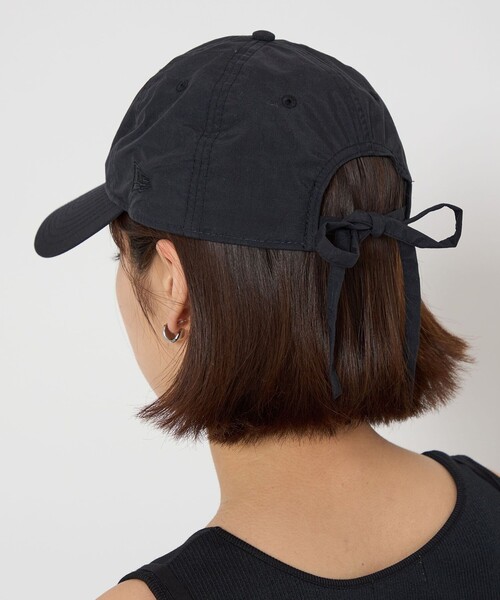 NEW ERA（ニューエラ）の「【別注】＜NEW ERA＞920 リボン キャップ