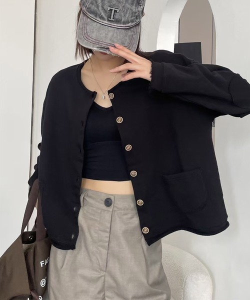 aimoha（アイモハ）の「クルーネックボタンカーディガン（ノーカラージャケット・レディース・グレー/ワインレッド/ネイビー/ライトグレー/チョコ/ベージュ/ブラック/ダークグレー・FREE）」の2枚目の写真