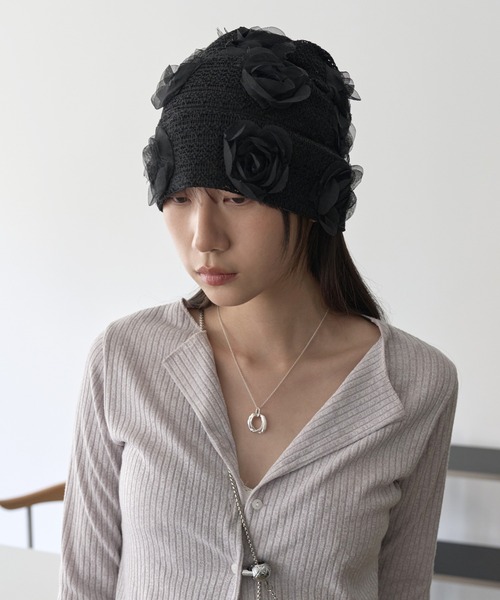 UNE MANSION（ユヌマンション）の「シースルーフラワービーニー（キャップ・レディース・ブラック/ホワイト・ONE SIZE）」の14枚目の写真