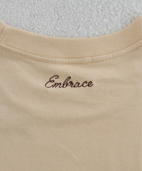 ANGIE(アンジー)の「刺繍 ロゴ Tシャツ (半袖)(Tシャツ/カットソー・レディース・ネイビー/ホワイト/ダークブラウン/ライトベージュ・MEDIUM/LARGE)」の13枚目の写真