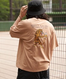 NO NEED | トラ刺繍Tシャツ(Tシャツ/カットソー)