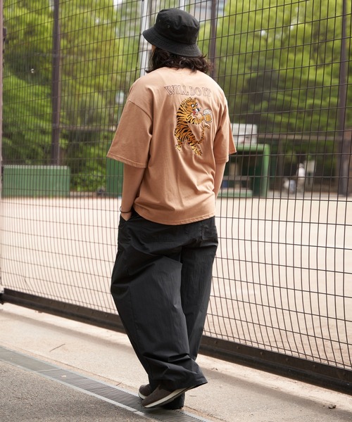 NO NEED（ノーニード）の「トラ刺繍Tシャツ（Tシャツ/カットソー・メンズ・ホワイト/ブラック/ベージュ・M/L）」の13枚目の写真