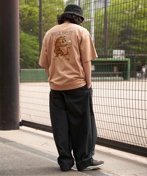 NO NEED（ノーニード）の「トラ刺繍Tシャツ（Tシャツ/カットソー・メンズ・ホワイト/ブラック/ベージュ・M/L）」の14枚目の写真