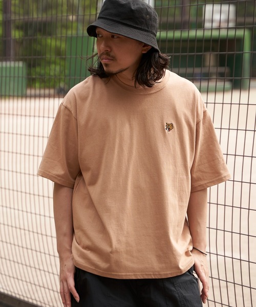 NO NEED（ノーニード）の「トラ刺繍Tシャツ（Tシャツ/カットソー・メンズ・ホワイト/ブラック/ベージュ・M/L）」の4枚目の写真