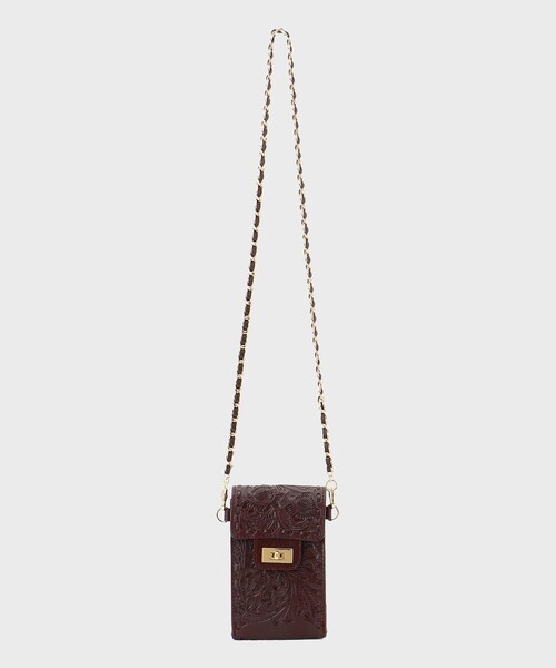 CARVING TRIBES(カービングトライブス)の「ChainMiniBag(ショルダーバッグ・レディース・シルバー/ボルドー/ブラウン系その他/ベージュ系その他/ブラック・FREE)」の4枚目の写真