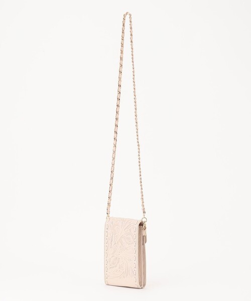 CARVING TRIBES(カービングトライブス)の「ChainMiniBag(ショルダーバッグ・レディース・シルバー/ボルドー/ブラウン系その他/ベージュ系その他/ブラック・FREE)」の6枚目の写真