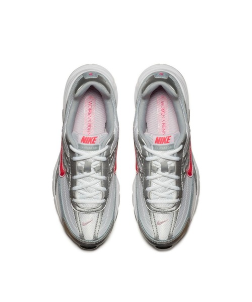 NIKE(ナイキ)の「ナイキ NIKE ナイキ イニシエーター(スニーカー・レディース・ホワイト×ピンク・23.5cm/24.0cm/24.5cm/25.0cm/25.5cm/26.0cm/23.0cm)」の3枚目の写真