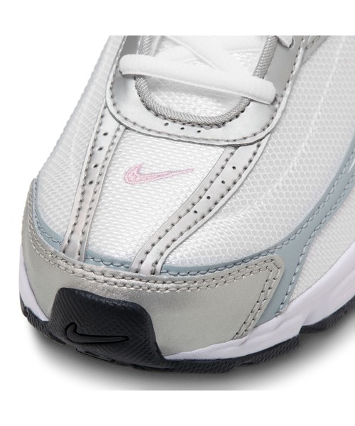 NIKE(ナイキ)の「ナイキ NIKE ナイキ イニシエーター(スニーカー・レディース・ホワイト×ピンク・23.5cm/24.0cm/24.5cm/25.0cm/25.5cm/26.0cm/23.0cm)」の5枚目の写真