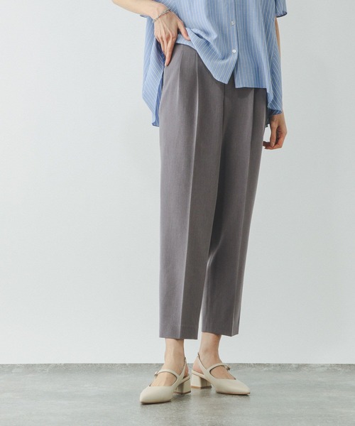 GLOBAL WORK（グローバルワーク）の「ウツクシルエットDRYテーパードパンツ/289056（その他パンツ・レディース・ブルー/ブラック/アイボリー/ライトグレー/ネイビー/モカ/ライトグレー系5・X-SMALL/SMALL/MEDIUM/LARGE/X-LARGE/XX-LARGE）」の4枚目の写真