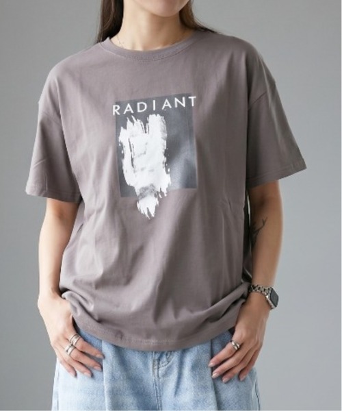 Per sist ence(パーシエンス)の「綿100スクエアプリント箔Tシャツ(Tシャツ/カットソー・レディース・オフホワイト/チャコールグレー/ブラウン・ONE SIZE)」の3枚目の写真