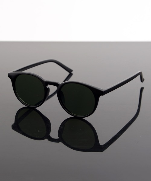 Revo.（レボ）の「ボストン型 フラットレンズ サングラス カラーレンズ クリアフレーム UVカット（サングラス・レディース・ブラウン/アイボリー/ブラック/ブラック×グリーン/ブラック×ブルー/ブラック×ピンク/クリアイエロー/ブラック×グレー・FREE）」の5枚目の写真